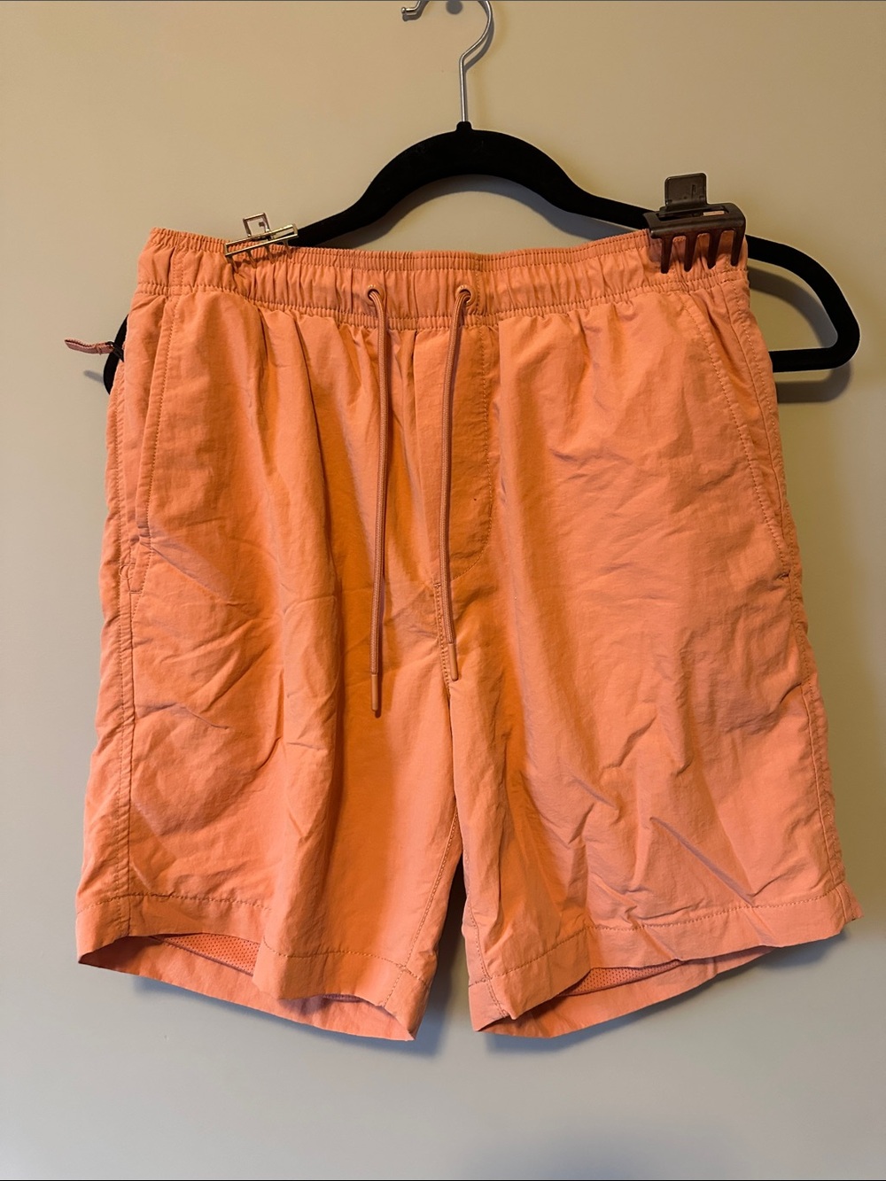 American Eagle Outfitters Peach Drawstring Athletic Shorts